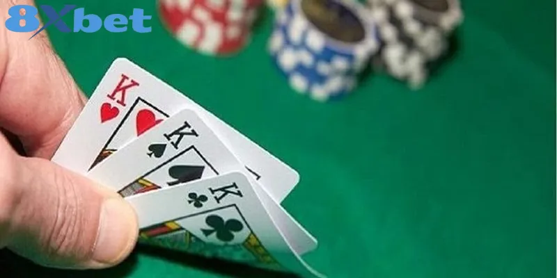 Bật mí mẹo chơi Phỏm 8xbet hiệu quả từ chuyên gia lâu năm Những thuật ngữ quan trọng trong Phỏm 8xbet – Hiểu để chơi tốt hơn